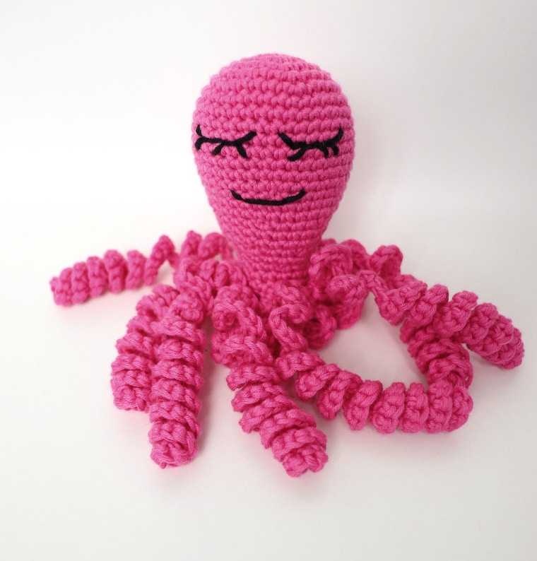 A pink crochet octopus for a preemie 2019